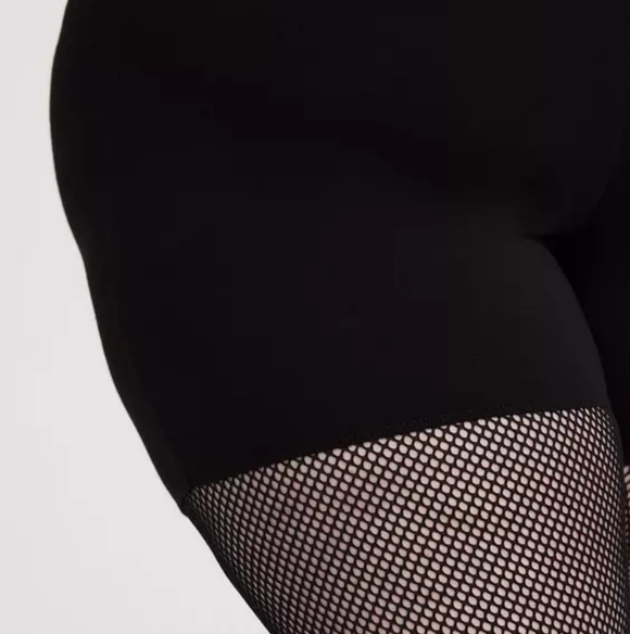 NEW Torrid Fishnet Leggings Sz 0X Footless Fishnet Tights NWT - Picture 3 of 8